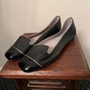 Tahari Caroline Black Leather Patent Cap Toe Loafer Flats